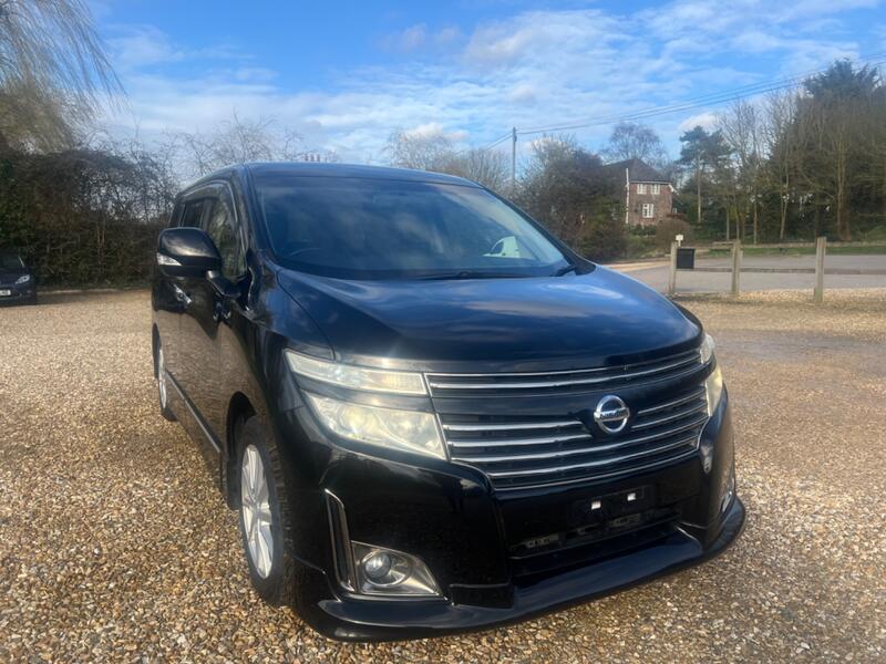 NISSAN ELGRAND